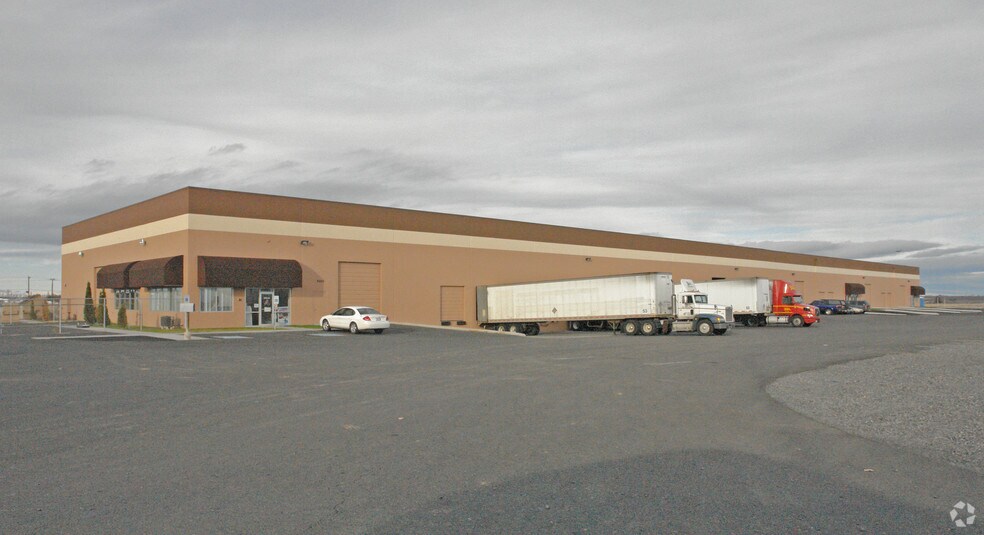Primary Photo Of 5803 Patton Blvd, Moses Lake Warehouse For Lease