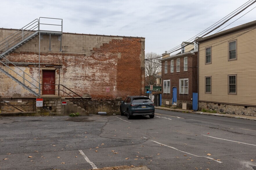 More Photos Of , Easton Unknown For Sale