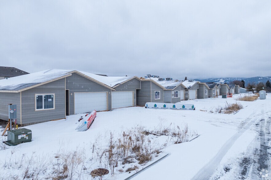 More Photos Of 1715 N Selkirk Rd, Spokane Valley Apartments For Sale