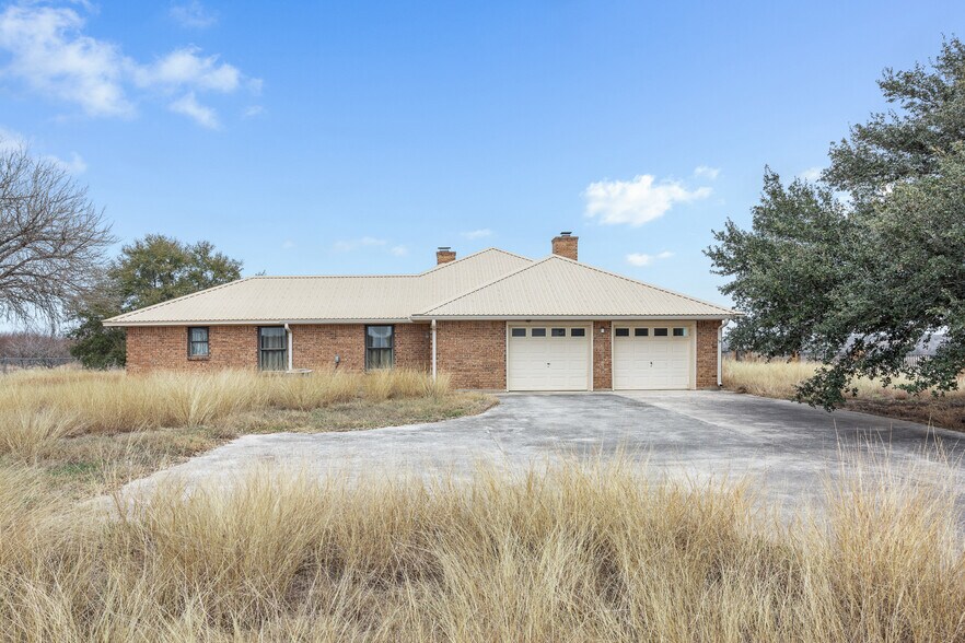 More Photos Of 2884 Political Rd, Lockhart Land For Sale
