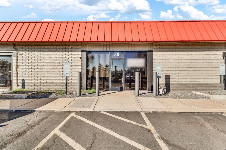 More Photos Of 78 W Ray Rd, Chandler Convenience Store For Lease