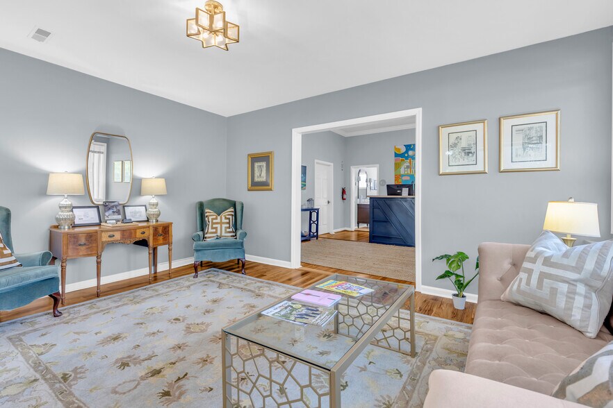More Photos Of 100 Whitsett St, Greenville Office For Lease