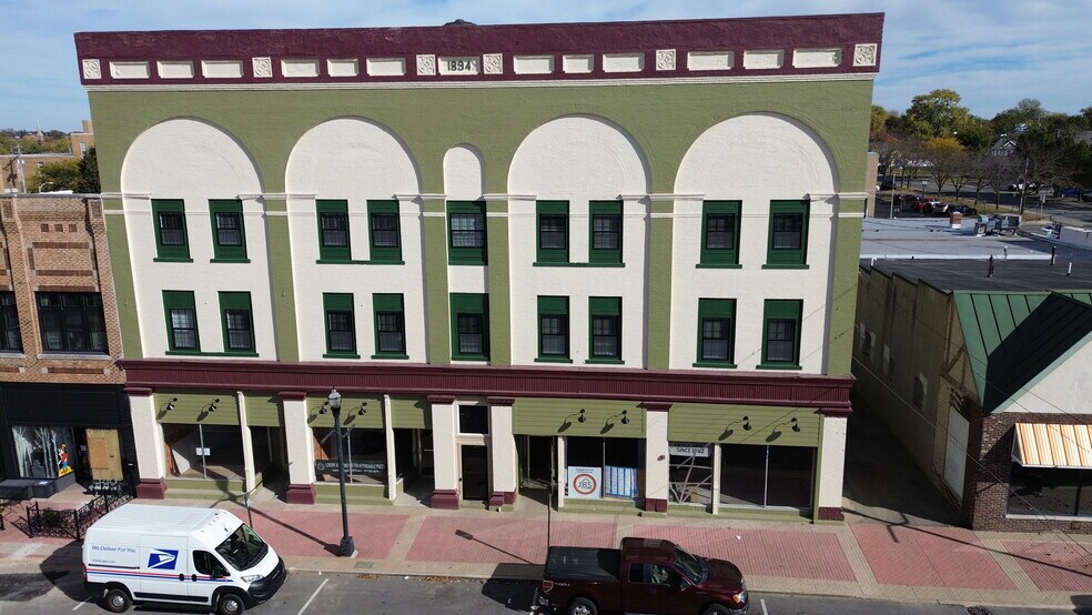 More Photos Of 1212 Meridian St, Anderson General Retail For Sale