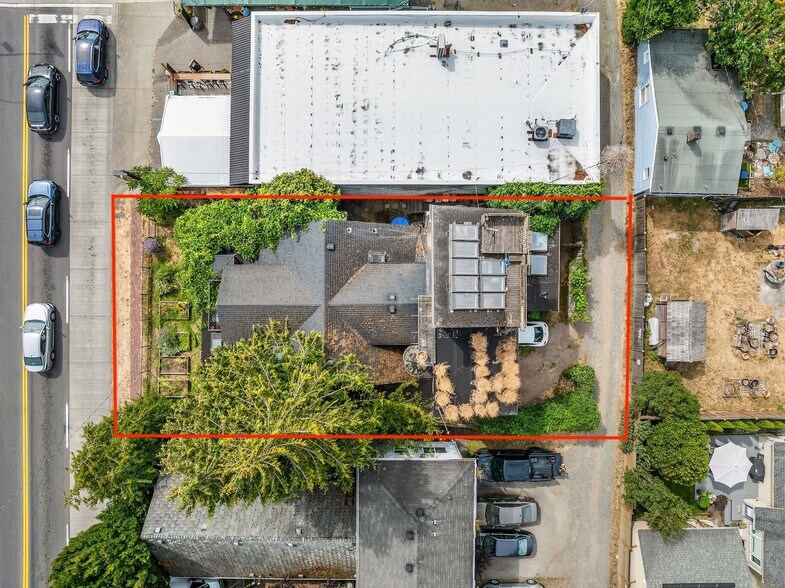 More Photos Of 652 NW 85th St, Seattle Apartments For Sale