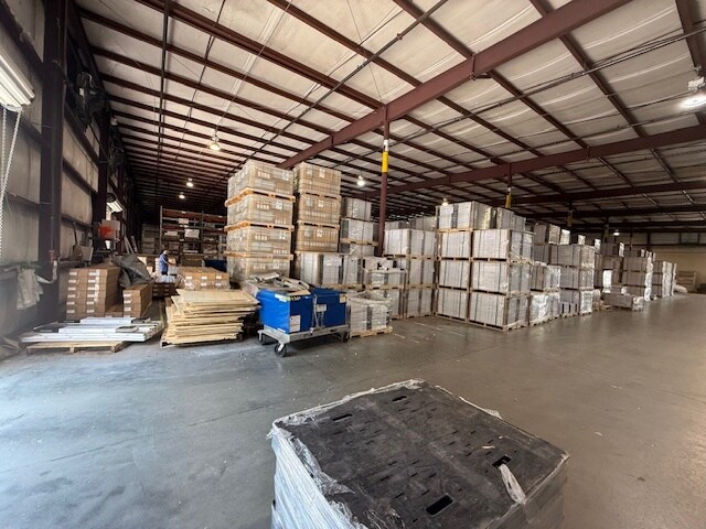 More Photos Of 3890 A Pasco St, Pensacola Unknown For Lease