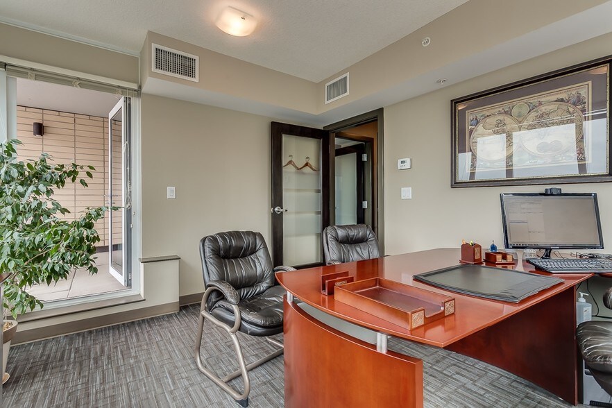 More Photos Of 888 4th Ave SW, Calgary Office For Sale