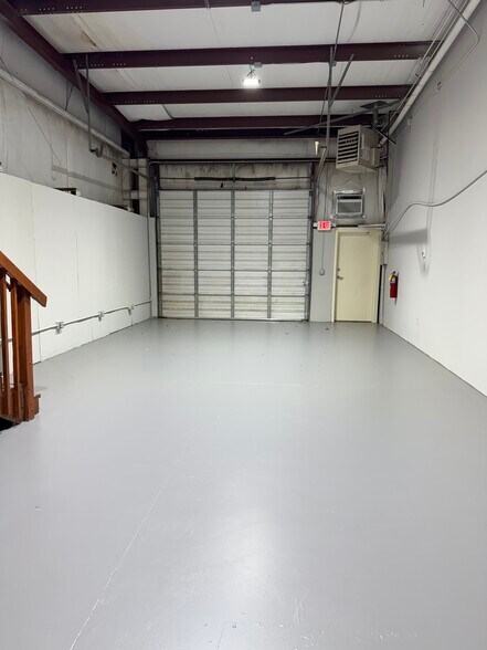 More Photos Of 105 Enterprise Dr, Cumming Unknown For Lease