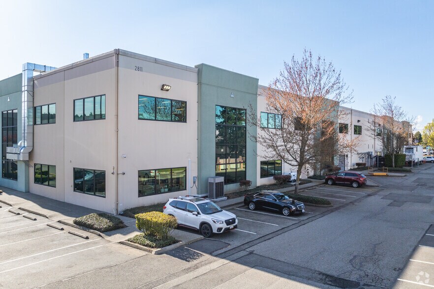 More Photos Of 2811 S 102nd St, Tukwila Office For Lease
