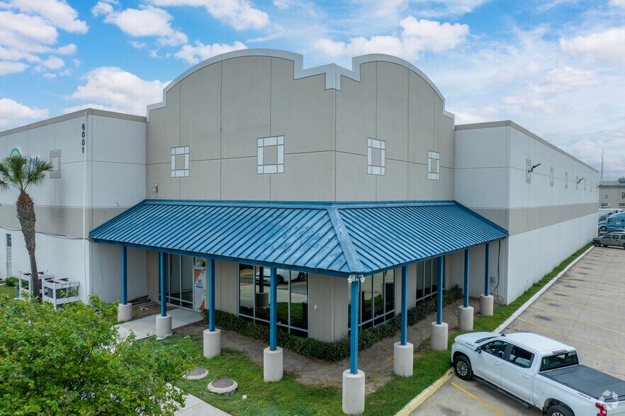 More Photos Of 6001 International Pky, McAllen Refrigeration Cold Storage For Sale