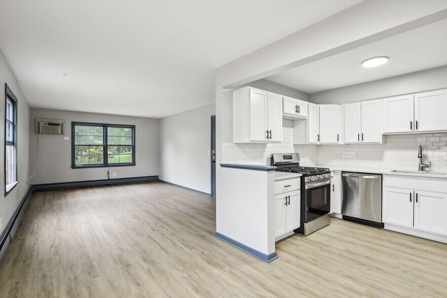 More Photos Of 3606 E 34th St, Minneapolis Apartments For Sale