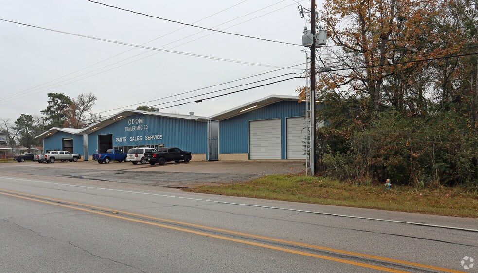 More Photos Of 213 FM 1314, Conroe Manufacturing For Lease