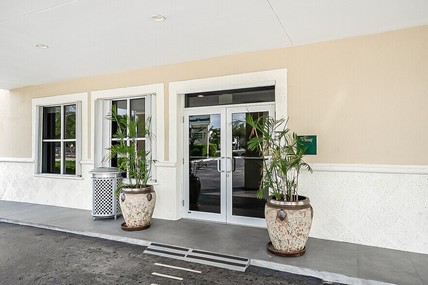 More Photos Of 291 NW 37th Ave, Miami Funeral Home For Sale