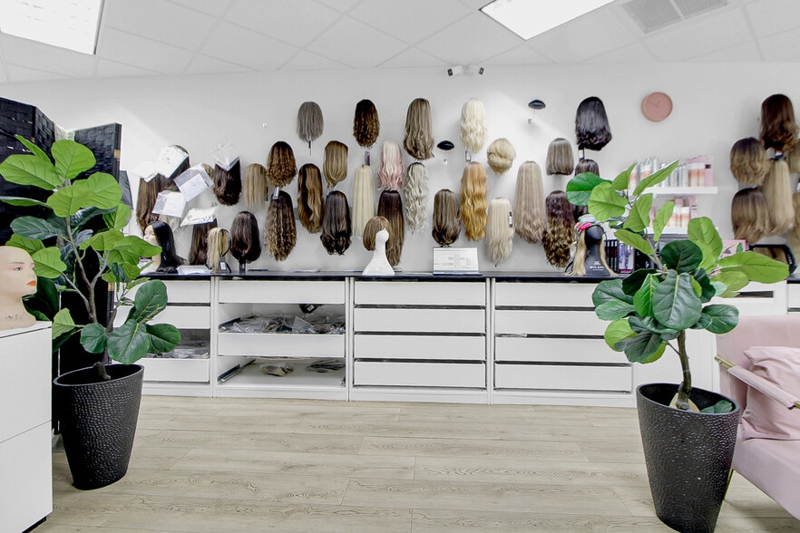 More Photos Of 3359-3399 Sheridan St, Hollywood Storefront For Lease