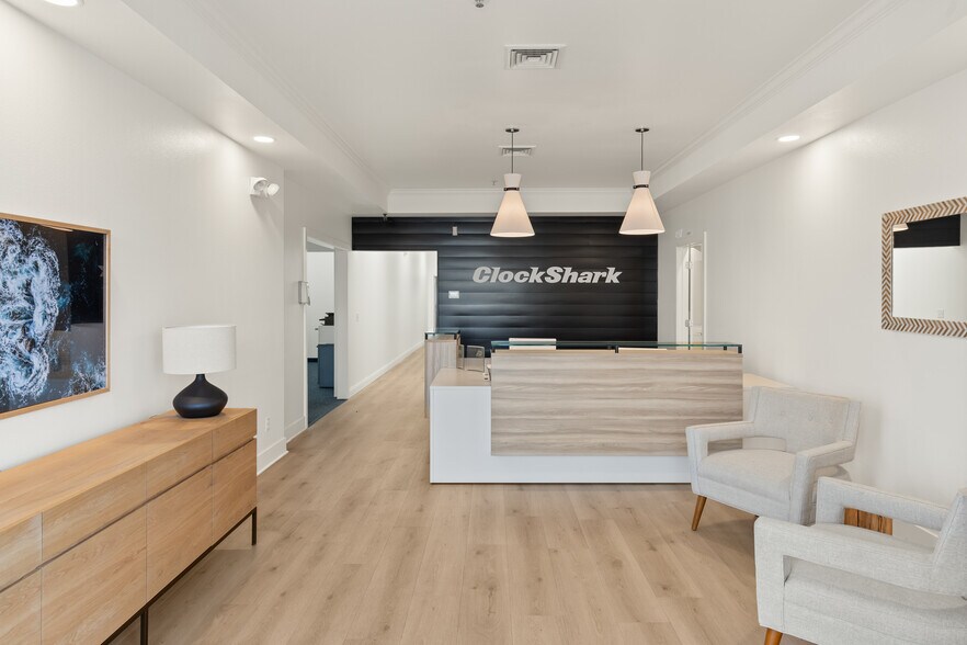 More Photos Of 900 Fortress St, Chico Office For Sale