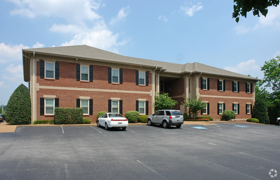 Primary Photo Of 133 Indian Lake Rd, Hendersonville Office For Lease