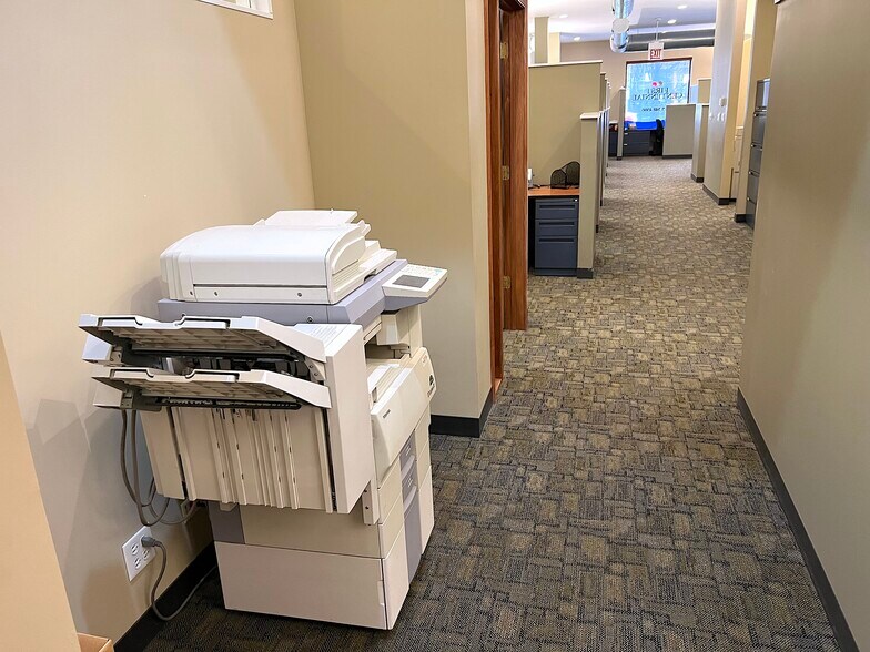 More Photos Of 2056-2058 W Belmont Ave, Chicago Office Residential For Sale