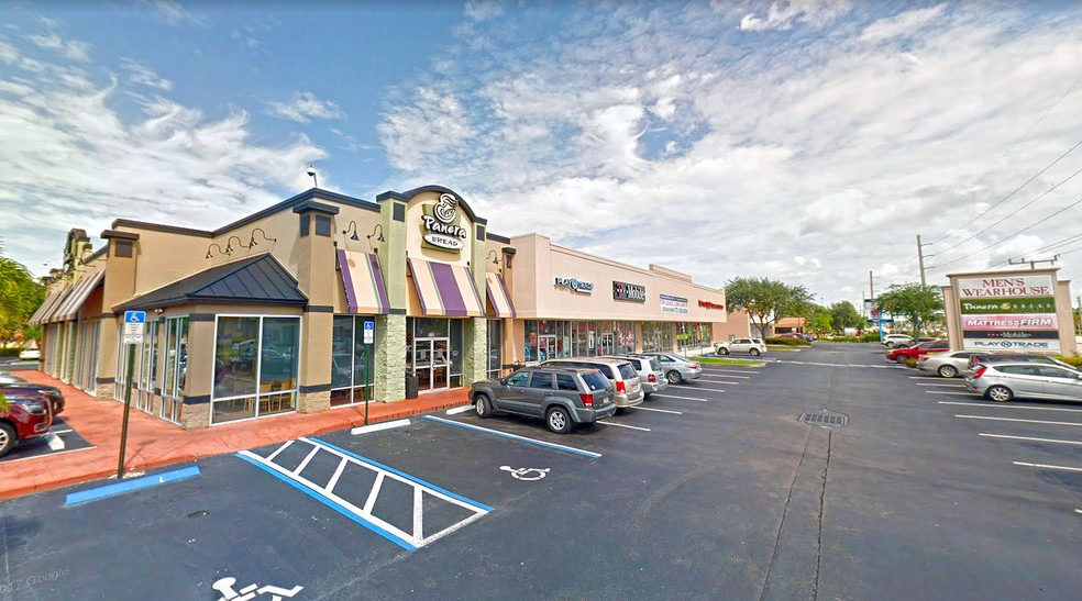 More Photos Of 2670-2860 NW Federal Hwy, Jensen Beach Storefront For Sale