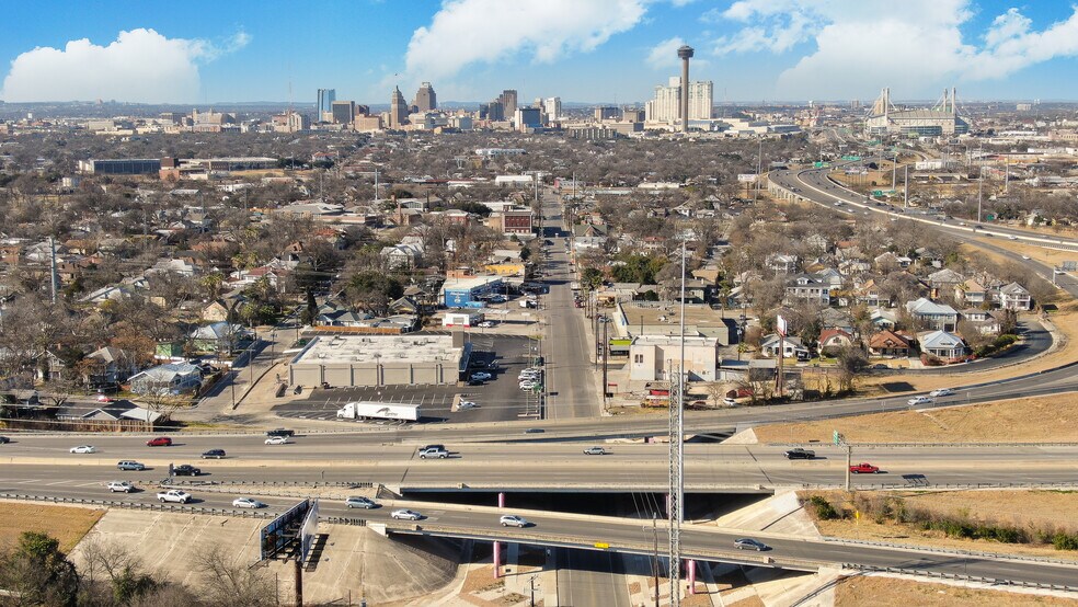 More Photos Of 635 S Presa St, San Antonio Storefront Retail Office For Sale