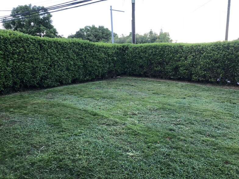 More Photos Of 3135 Lower Kula Rd, Kula Storefront Retail Office For Sale