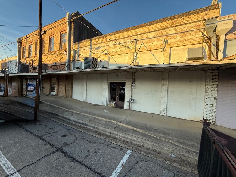More Photos Of 112 Quitman St, Pittsburg General Retail For Sale