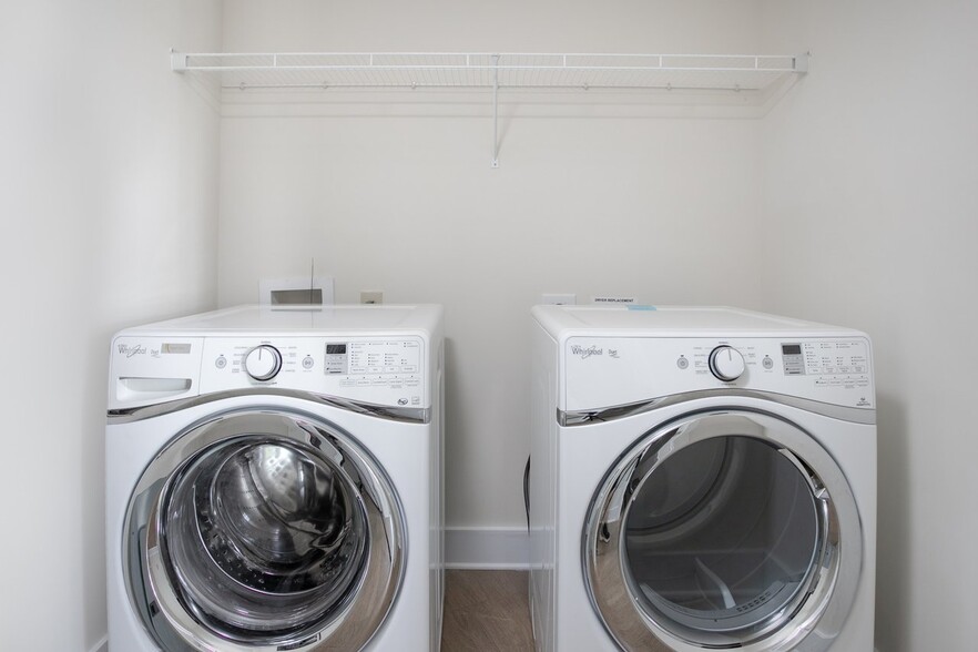 More Photos Of 1000 Ballena Cir, Cary Apartments For Lease