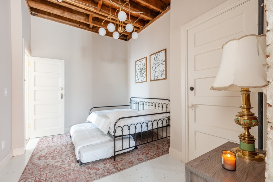 More Photos Of 124 E Abbott St, Lansford Specialty For Sale