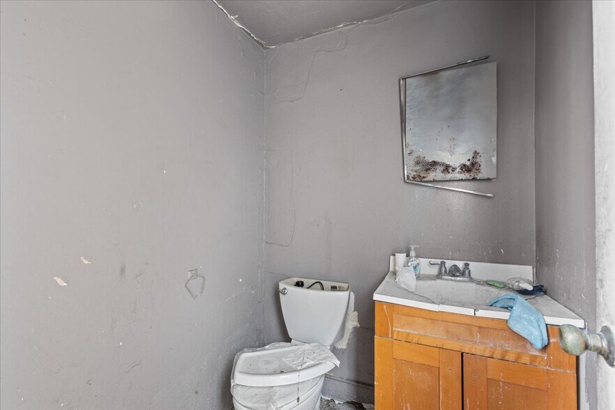 More Photos Of 213-219 S La Brea Ave, Inglewood Storefront For Lease