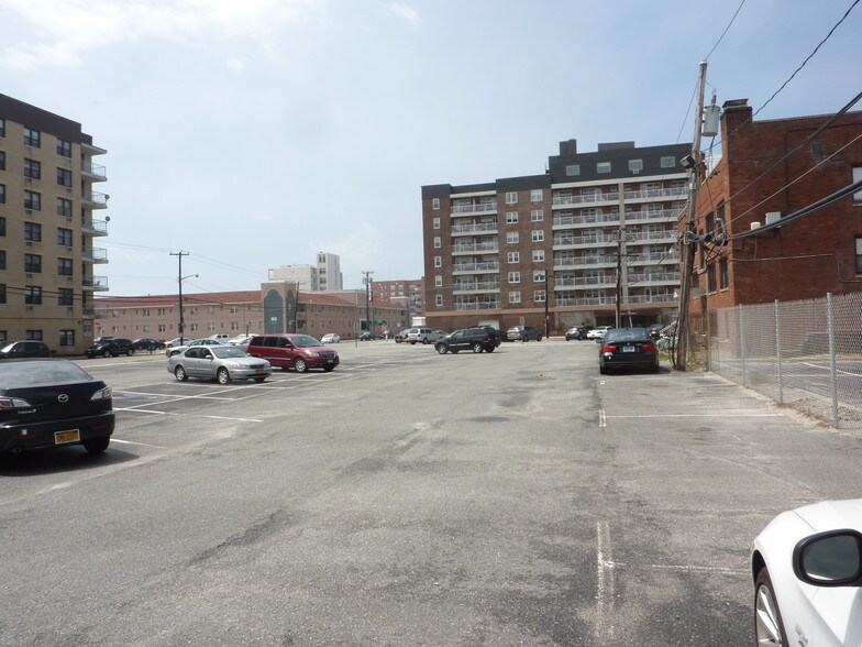 More Photos Of 301 Shore Rd, Long Beach Land For Sale