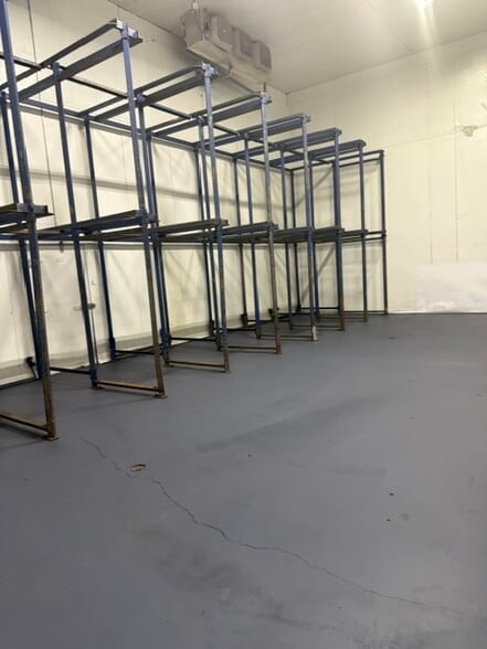 More Photos Of 220 Lawrence Ave, Lawrence Distribution For Lease