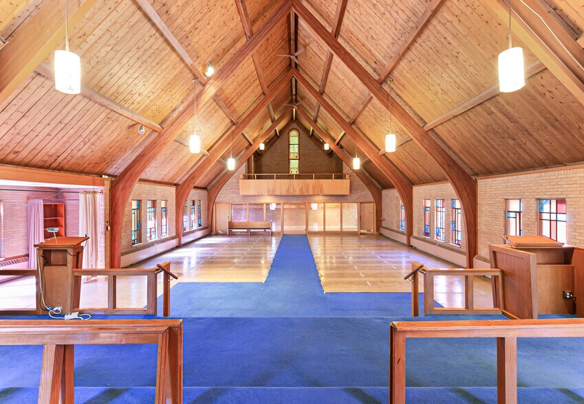 More Photos Of 3955-3995 N Irving St, Denver Religious Facility For Lease