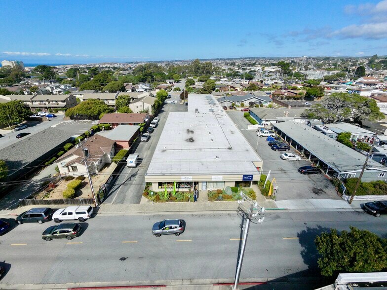 More Photos Of 527 Ramona Ave, Monterey Freestanding For Sale