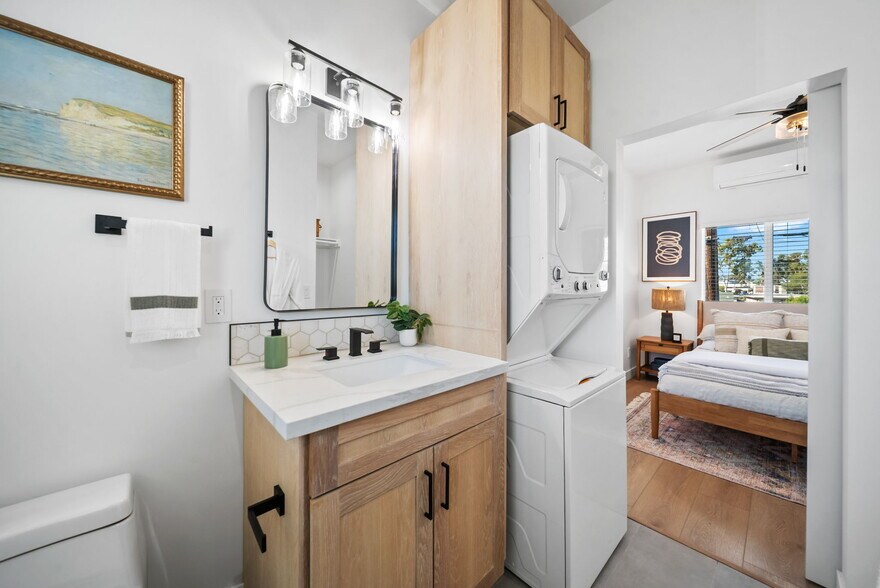 More Photos Of 4286 Samoset Ave, San Diego Multifamily For Sale