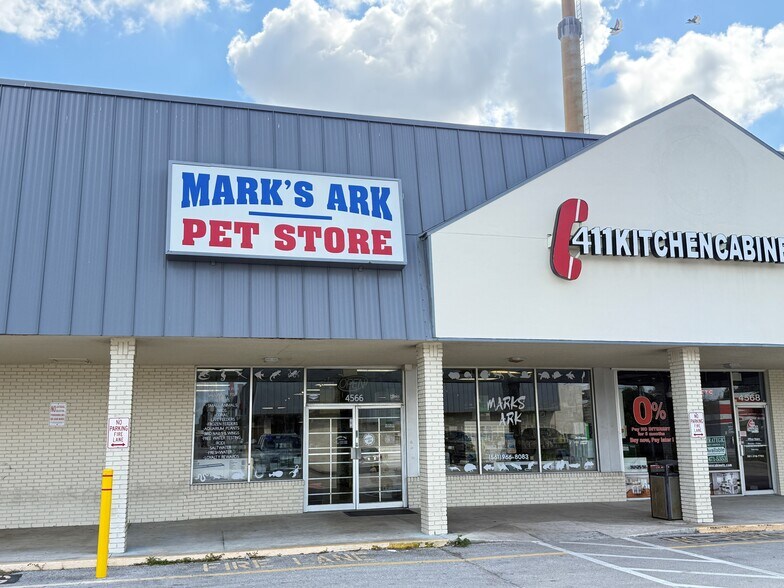 More Photos Of 4550-4644 Lake Worth Rd, Green Acres Unknown For Lease