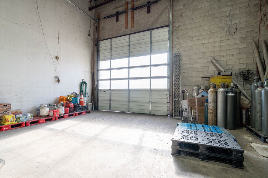 More Photos Of 7040 State Rd, Philadelphia Warehouse For Sale