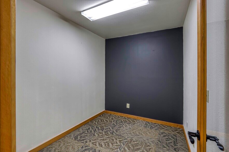 More Photos Of 316 N 2nd Ave, Sandpoint Office For Lease