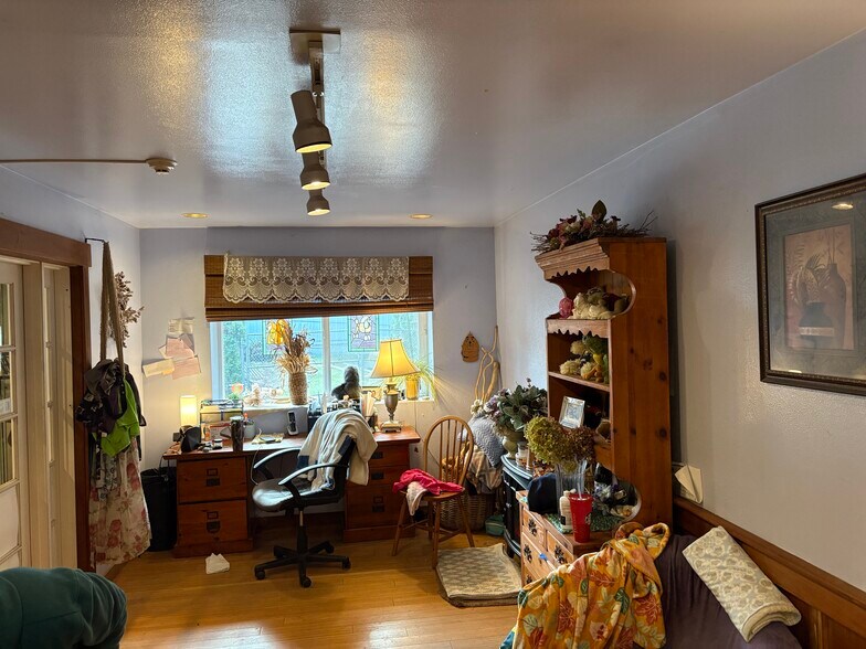 Primary Photo Of 3201 Totton Rd, Poulsbo Industrial For Sale