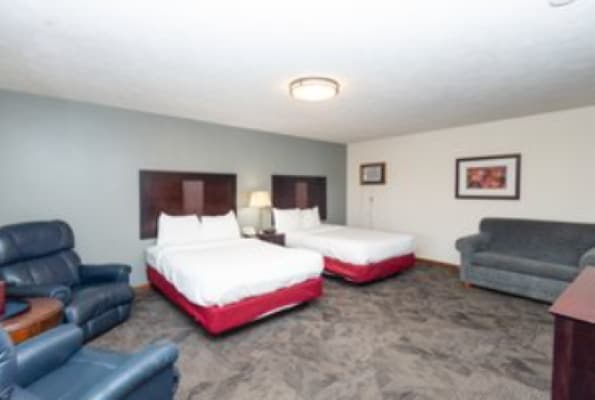 More Photos Of 2603 US Highway 41 W, Marquette Hotel For Sale