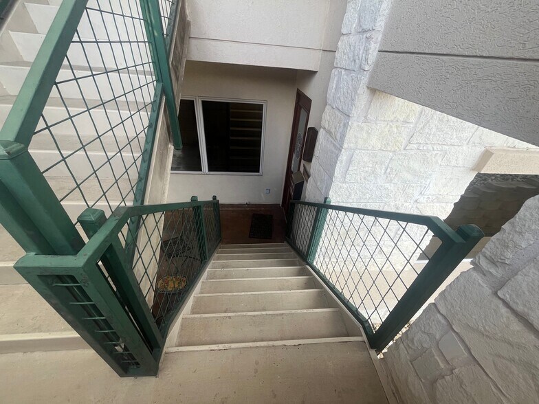 More Photos Of 20500 Fm 1431, Lago Vista Loft Creative Space For Lease