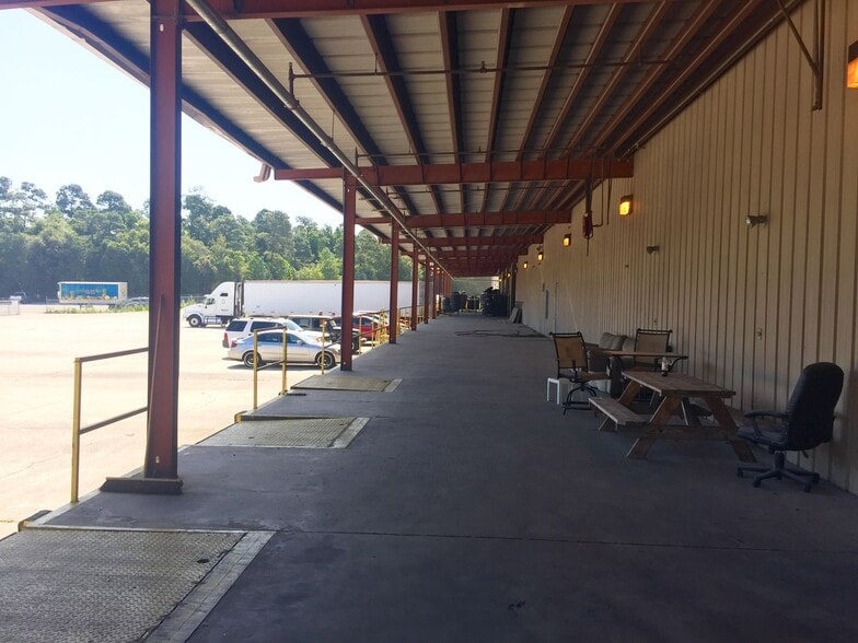 More Photos Of 385 French Collins Rd, Conway Warehouse For Lease