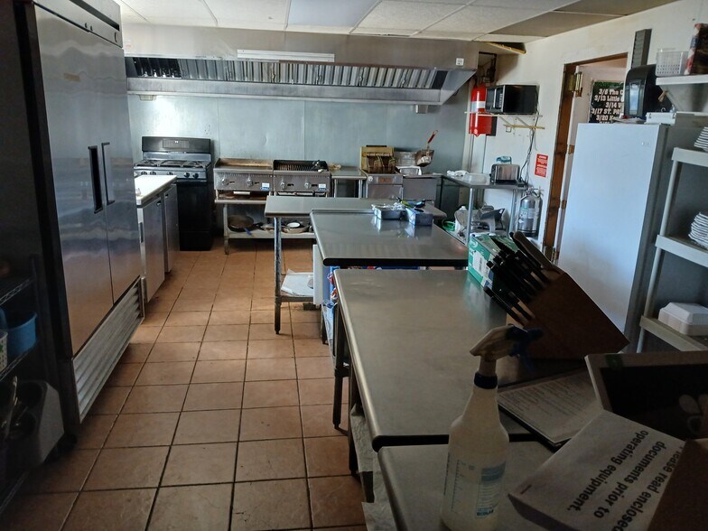 More Photos Of 350 E Main St, Clinton Storefront For Sale