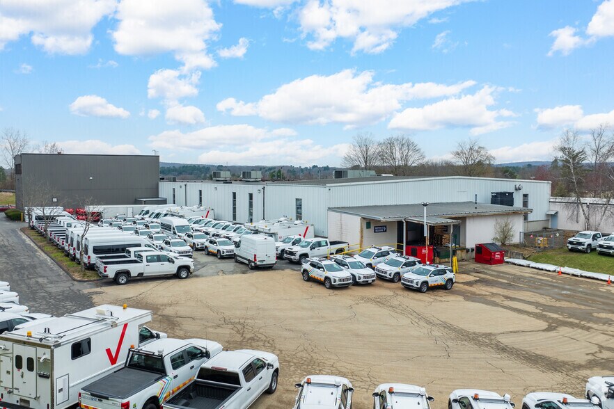 More Photos Of 303-313 Washington St, Auburn Manufacturing For Lease