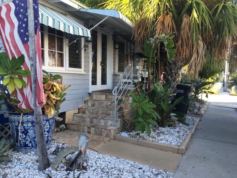 More Photos Of 644 Mandalay Ave, Clearwater Beach Specialty For Sale