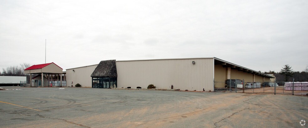 More Photos Of 333 Manley St, West Bridgewater Light Distribution For Lease