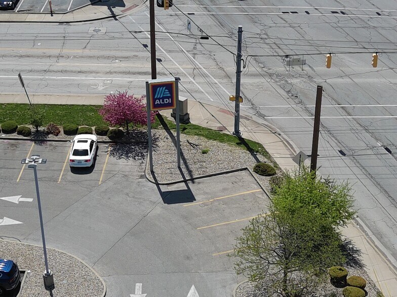 More Photos Of 2935 Madison Ave, Indianapolis Land For Sale