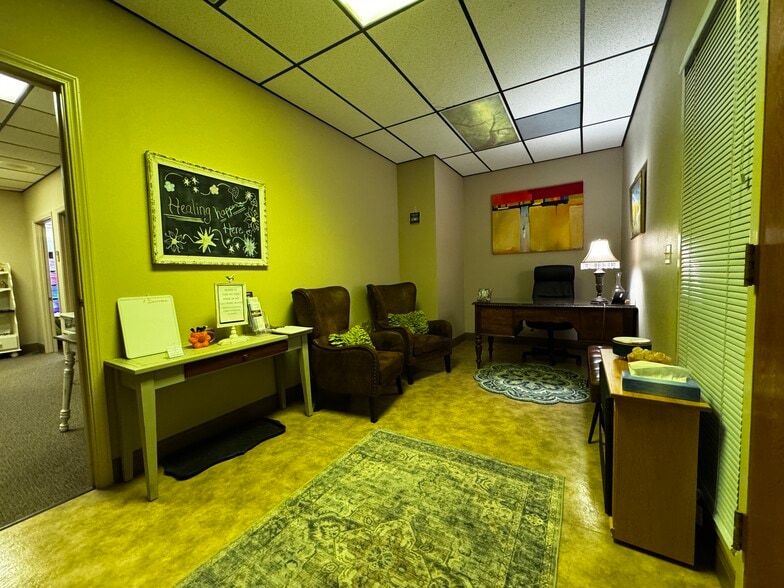 More Photos Of 1061 E Main St, Grass Valley Medical For Sale