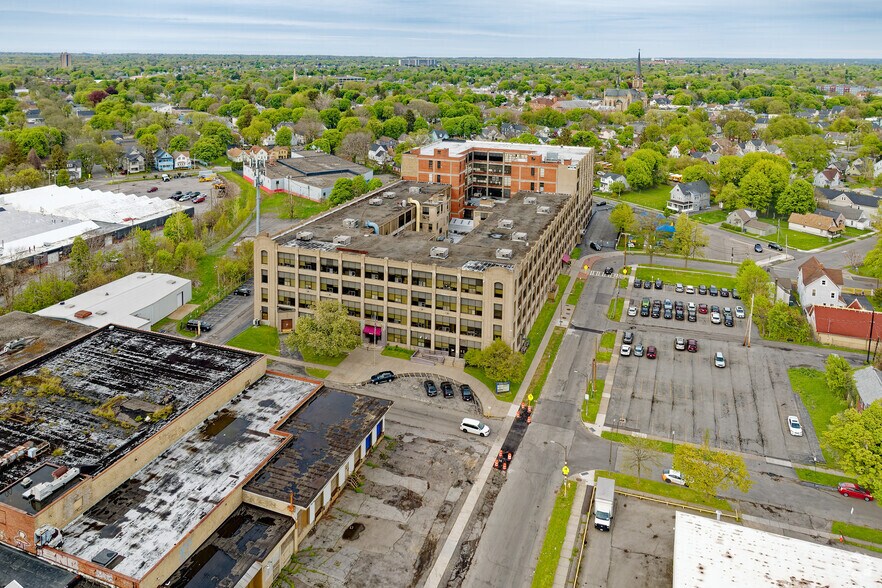More Photos Of 30 Hart St, Rochester Office For Lease