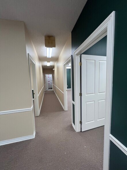 More Photos Of 8989 Interline Ave, Baton Rouge Office For Sale