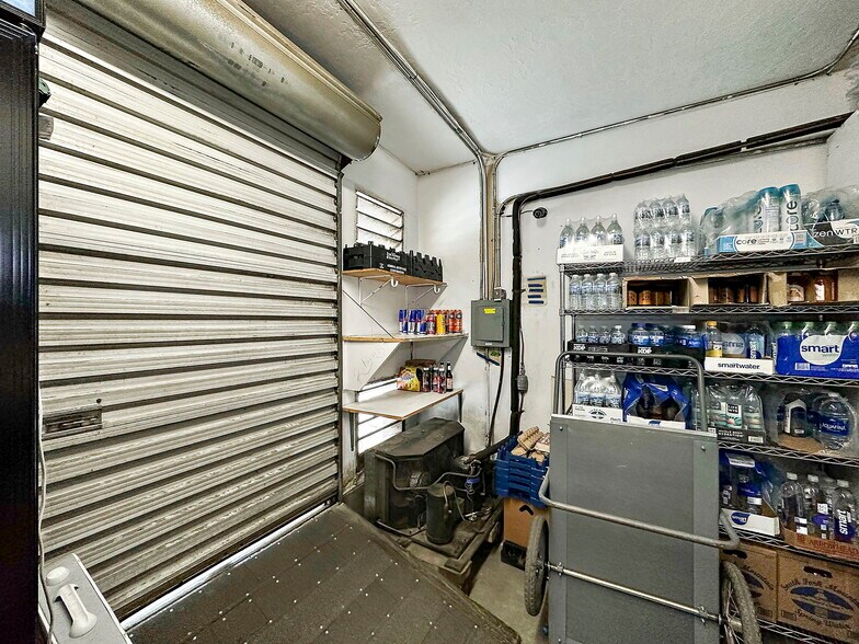 More Photos Of 577 Main St, Ferndale General Retail For Sale