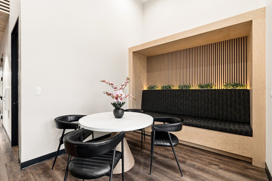 More Photos Of 1030 Katy Fort Bend Rd, Katy Office For Sale