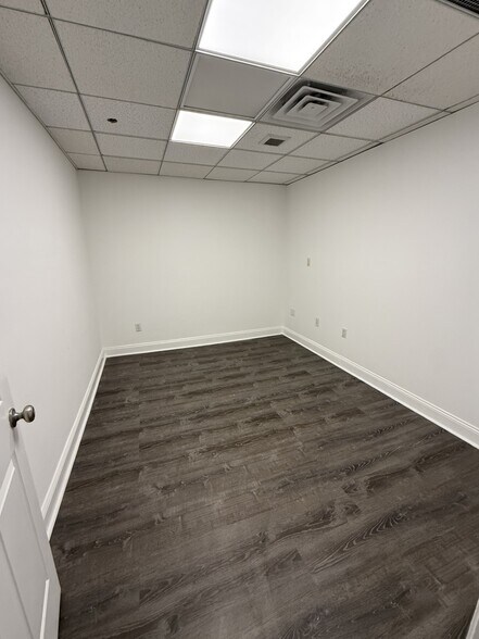 More Photos Of 11 N 2nd St, Philadelphia Apartments For Sale